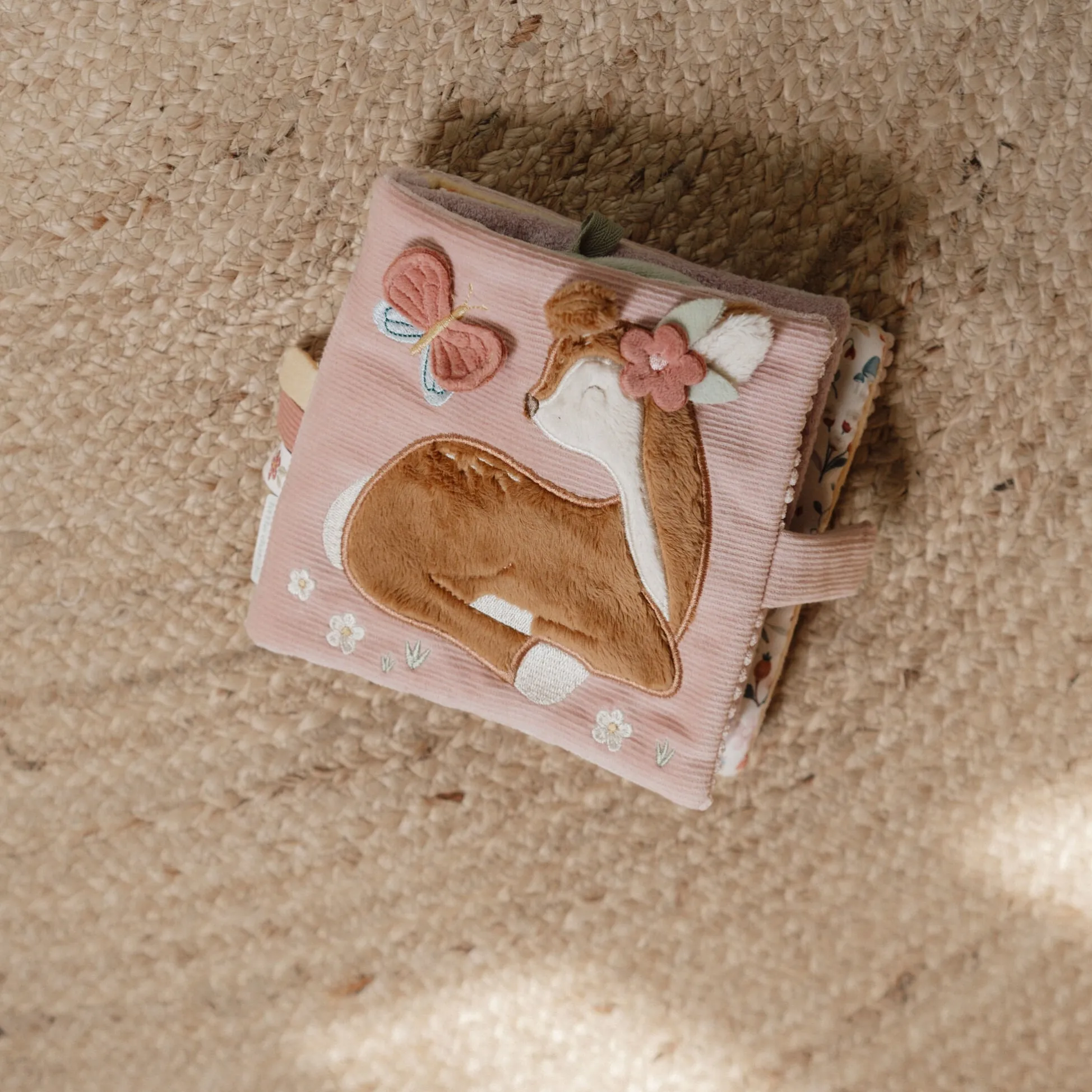 Activiteitenboekje - Roze - Fairy Garden