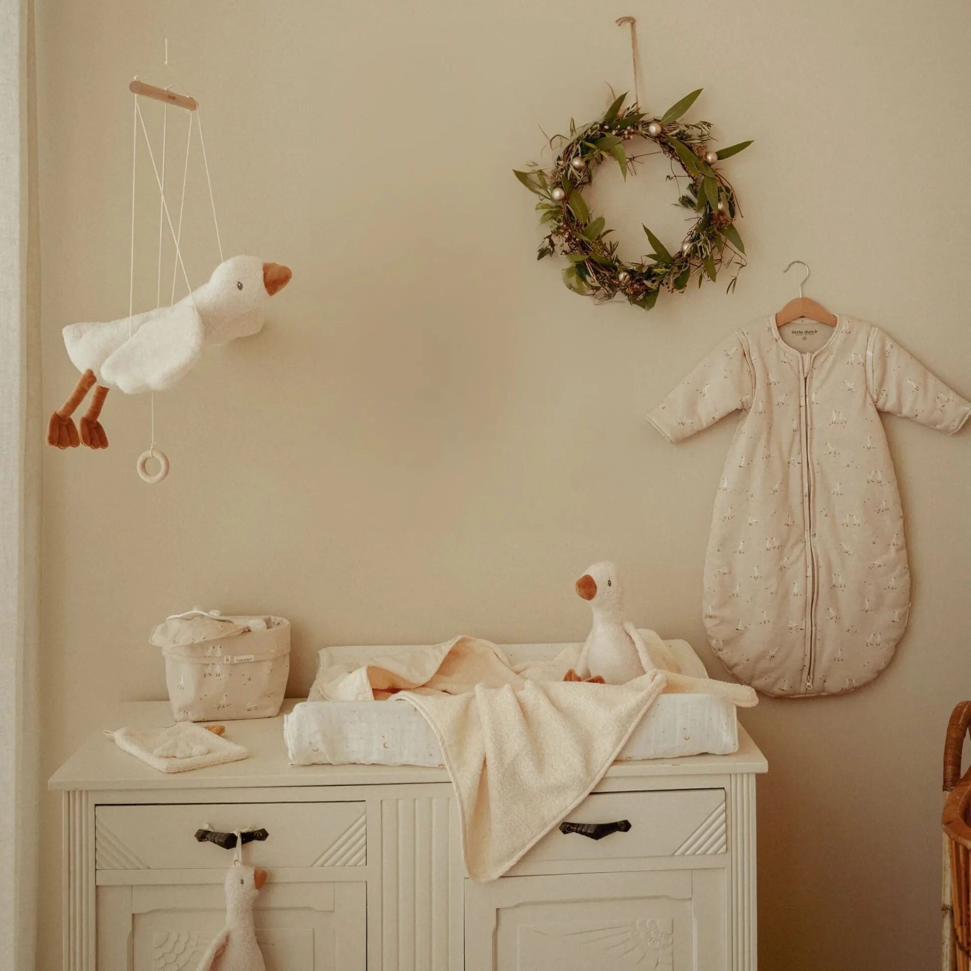 Commodemandje klein - Wit - Newborn Naturals - Little Goose