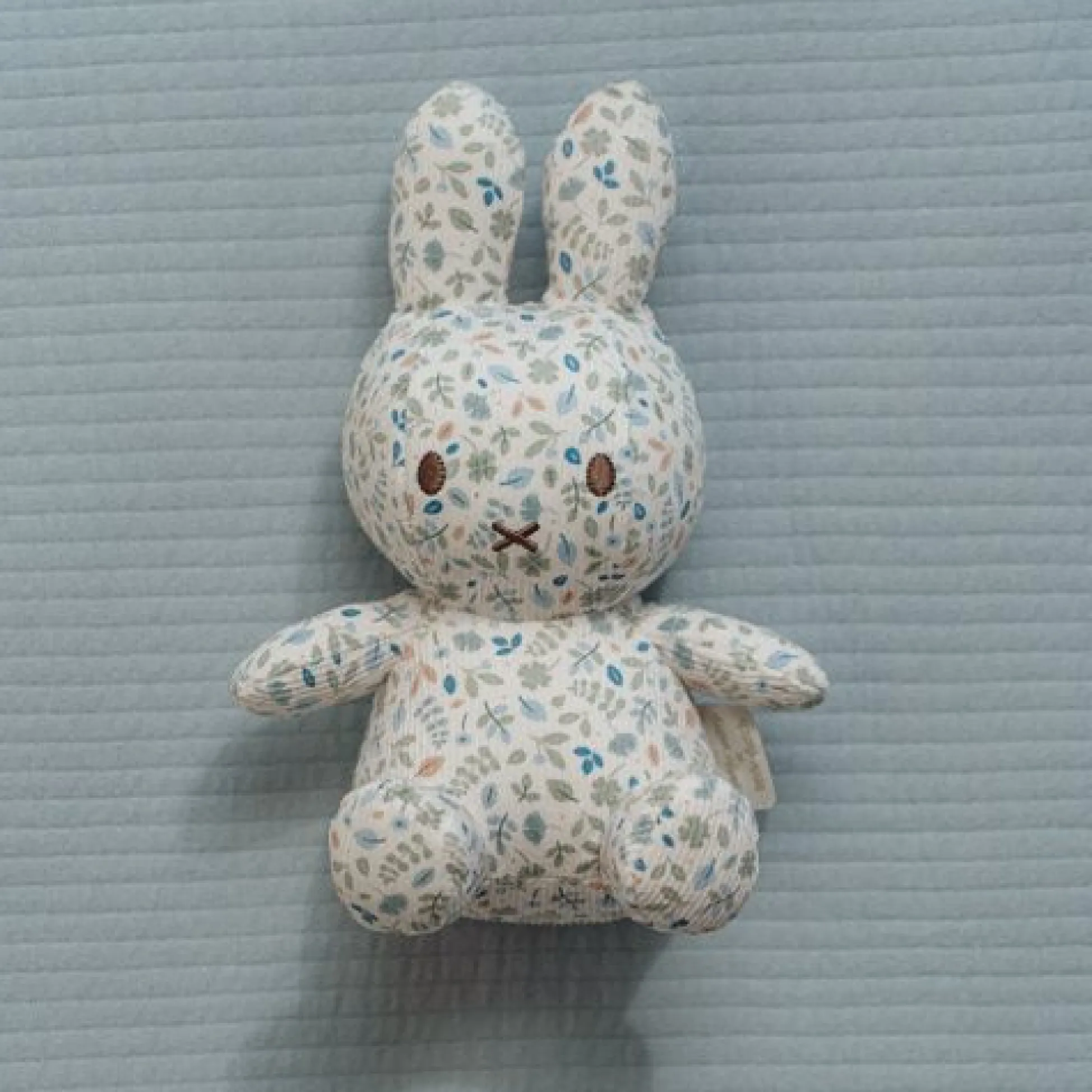 nijntje knuffel all-over print 20 cm - Blauw - Lucky Leaves