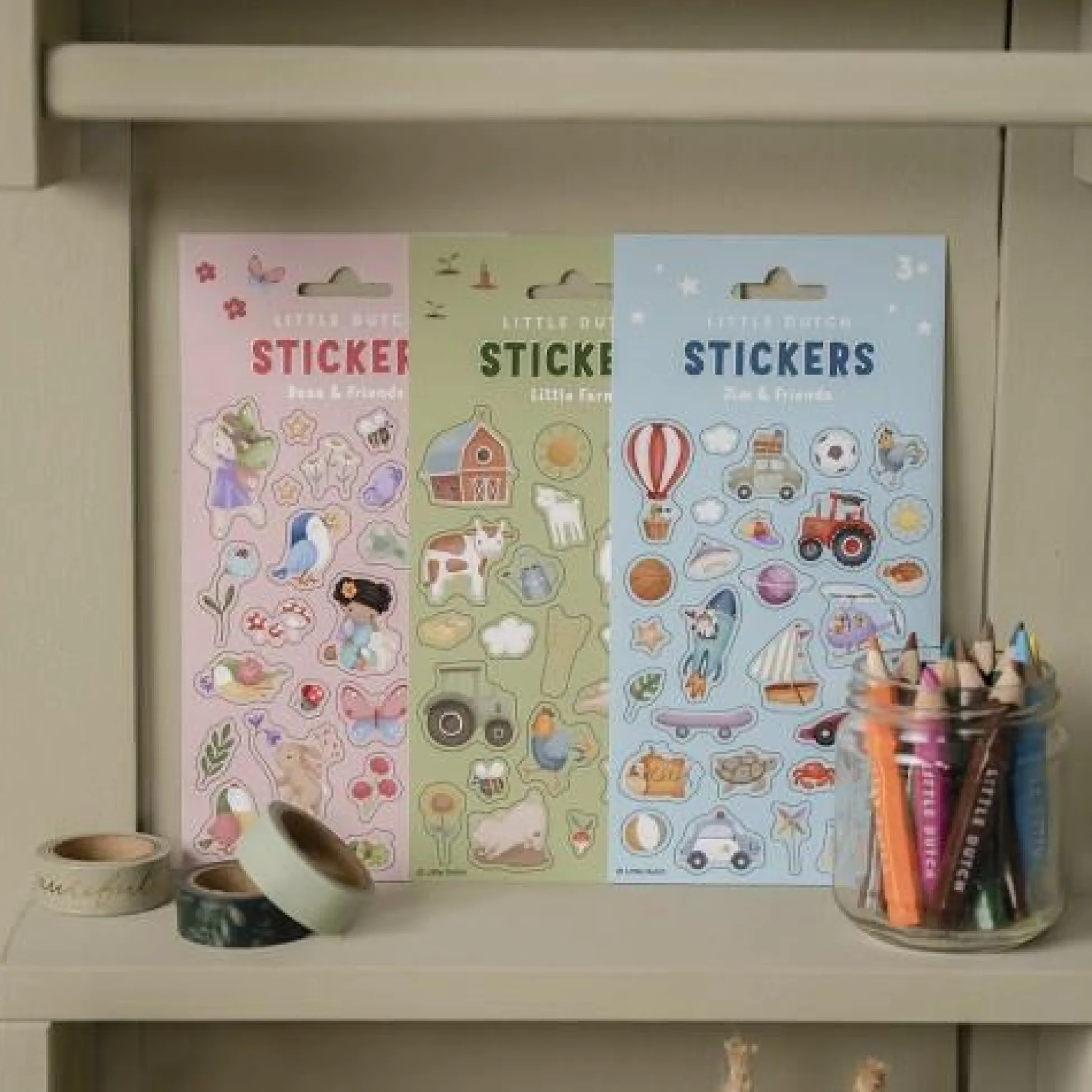 Stickervel Rosa & Friends