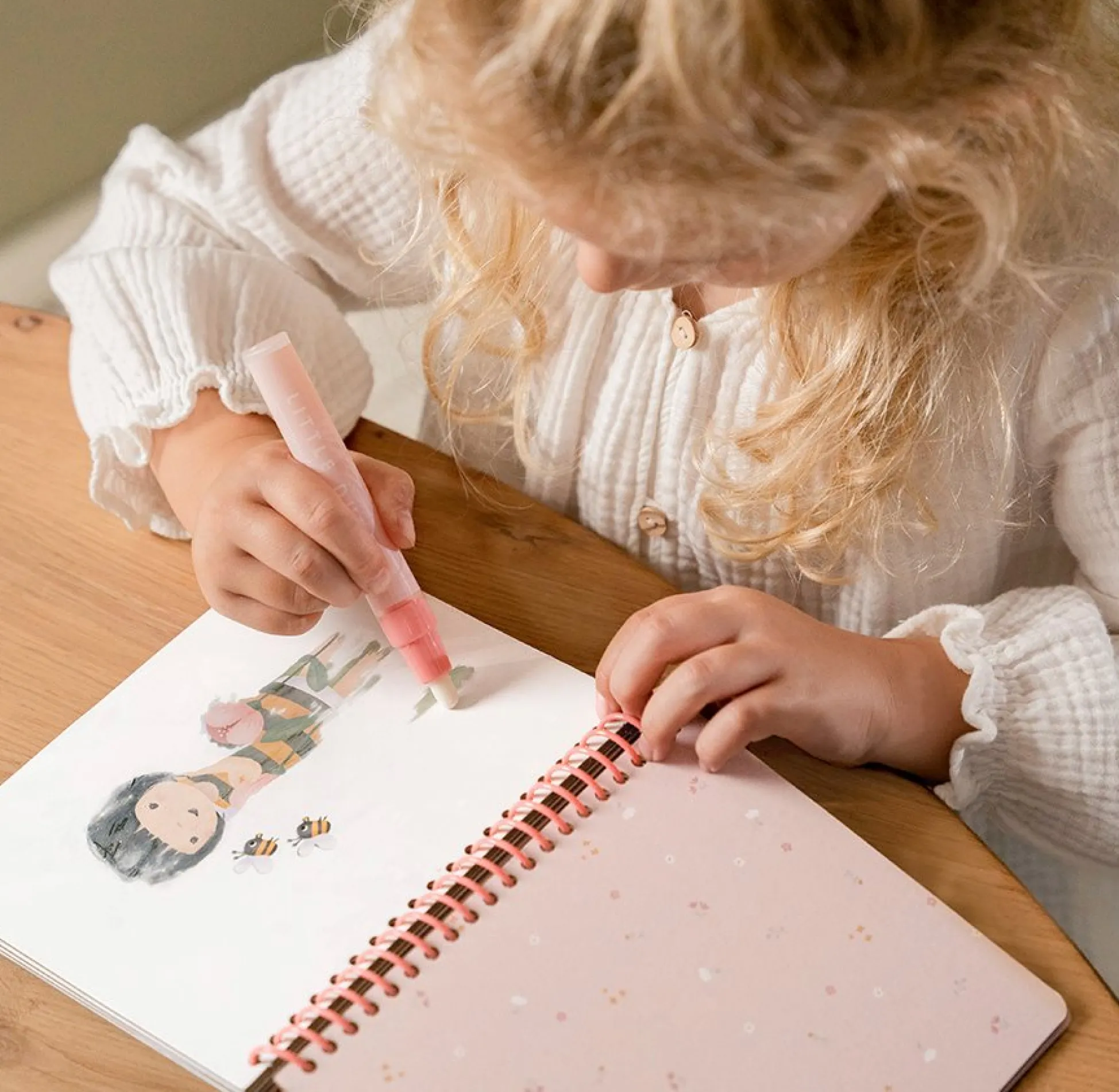 Waterkleurboek Rosa & Friends
